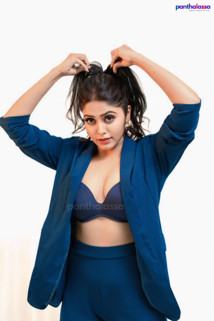 Pragya Nayan Photos (1)