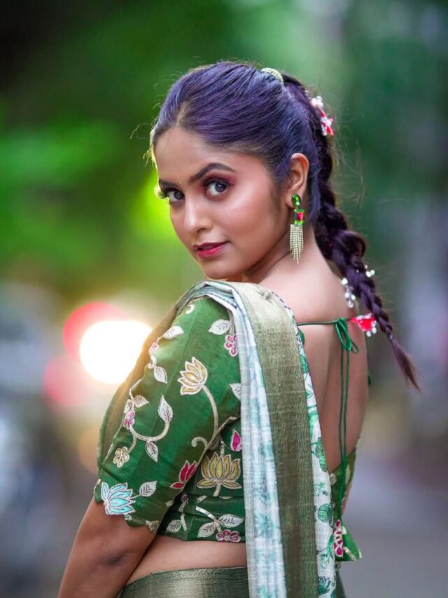 cropped-Actress-Pragya-Nayan-Deshi-Look.jpg