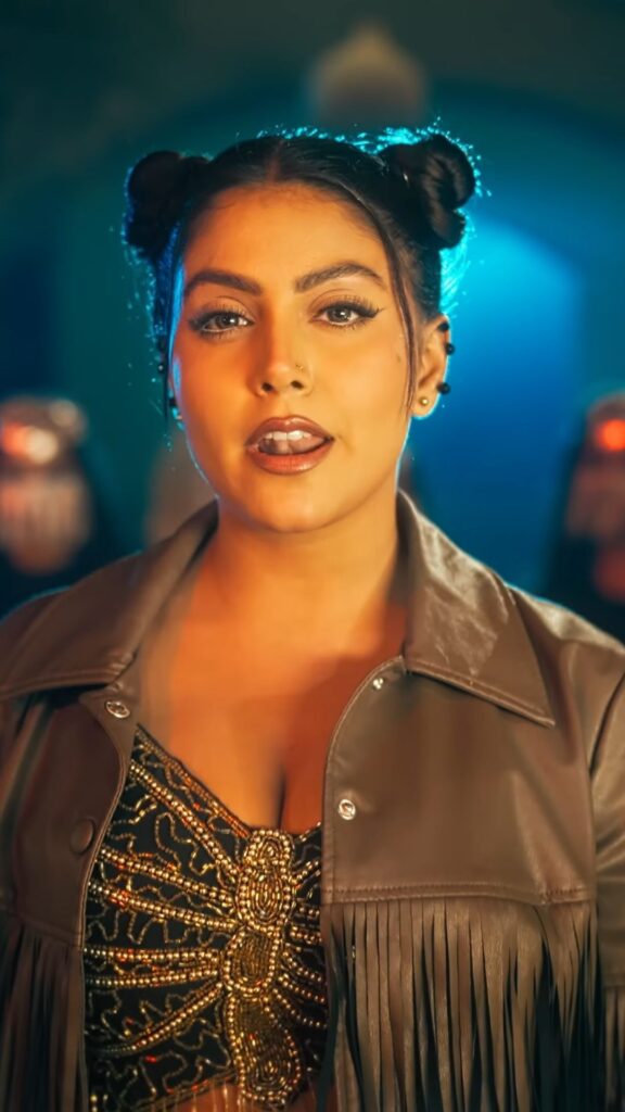 Mahi Shrivastava (2)